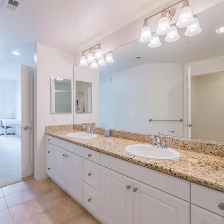 Luxury Irvine Spectrum 2 Bedrooms 2 Bathrooms Kitchen Pool Apartment Exterior photo
